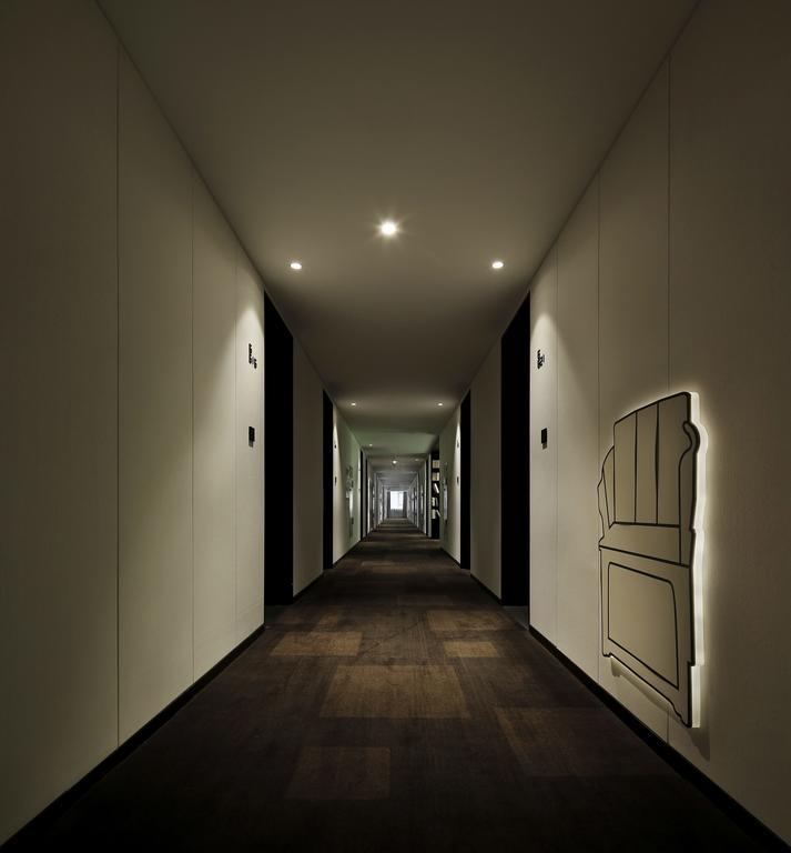 Ease House Luoyang Hotel Luoyang  Exterior photo